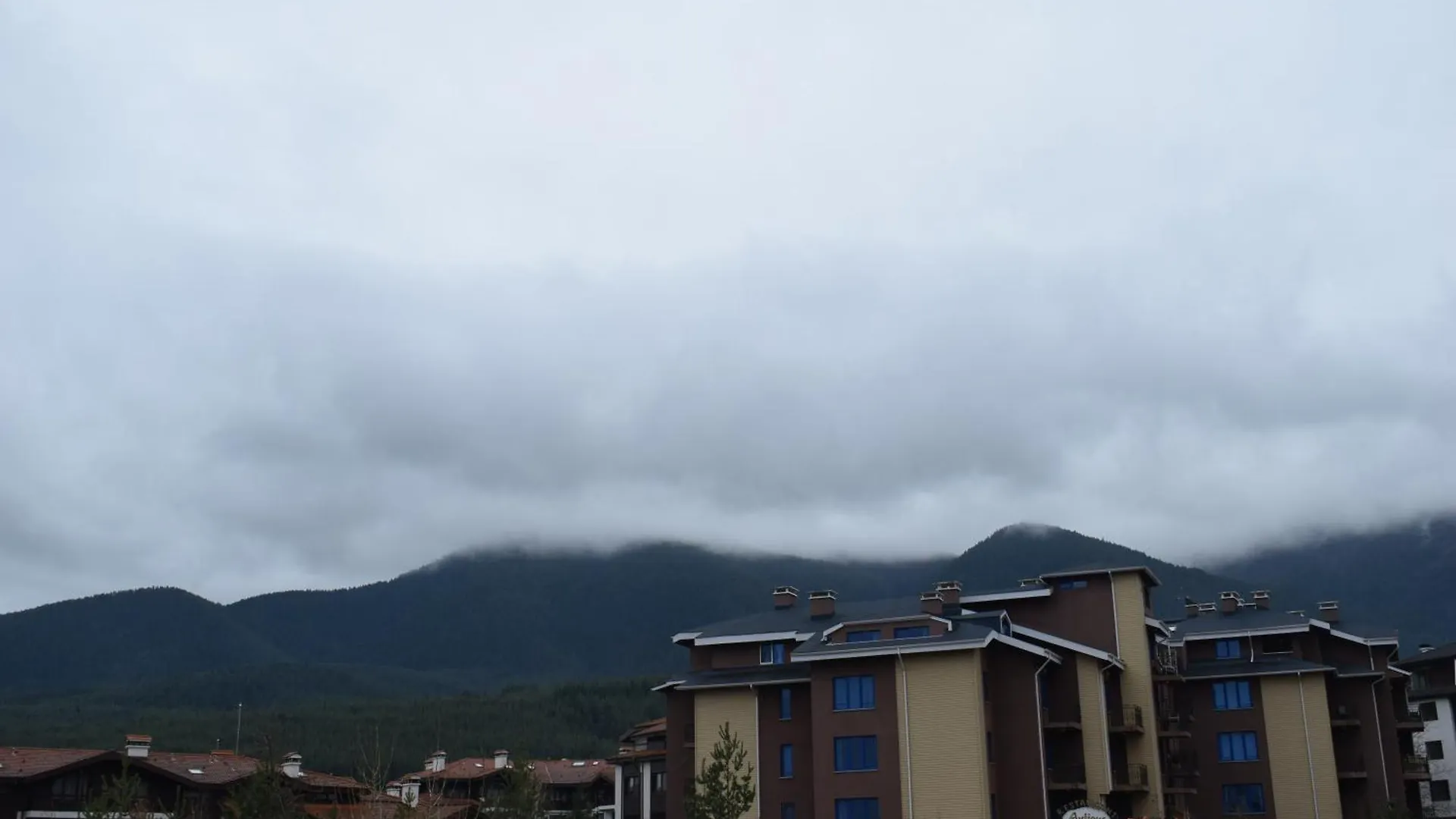 Супер Луксозен Апартамент В Winslow Bansko Appartamento